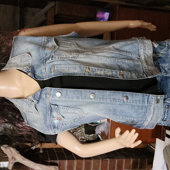 true religion jean vest
